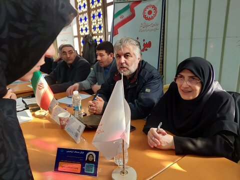 گزارش تصویری| برپایی "میز خدمت" بهزیستی آذربایجان شرقی در مصلای اعظم امام خمینی(ره)