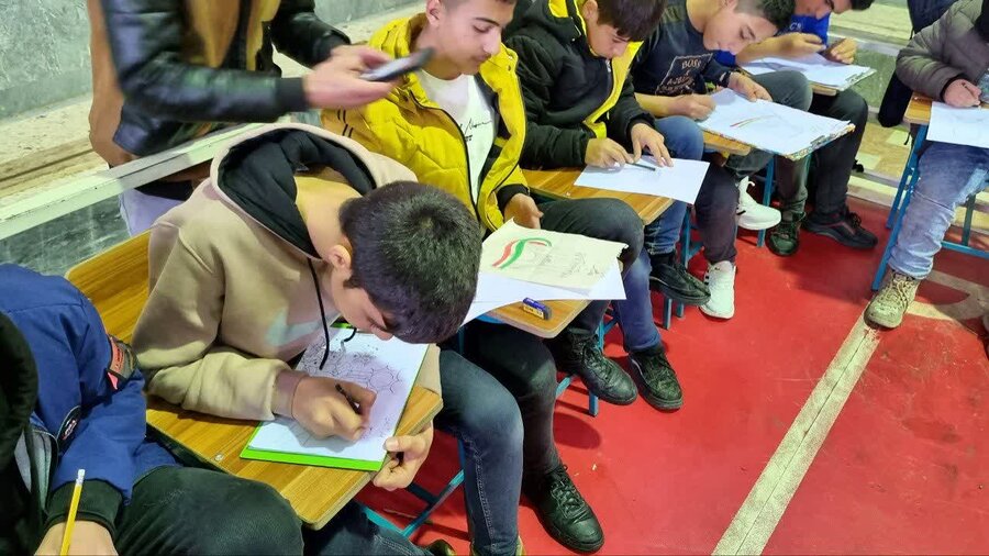 برگزاری مسابقه نقاشی فرزندان کارکنان بهزیستی چالدران