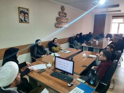 برگزاری جلسه جهاد تبیین برای کارکنان بهزیستی سلماس