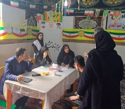 شهرستان بوشهر| برگزاری سومین «میز خدمت» محلات کم برخوردار بهزیستی شهرستان بوشهر در محله کم برخوردار تنگک 1 در دهه فجر