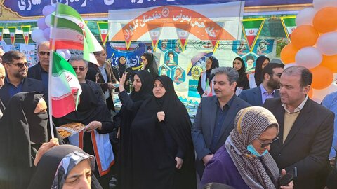 حضور مدیرکل و کارکنان بهزیستی مازندران در راهپیمایی یوم الله ۲۲ بهمن