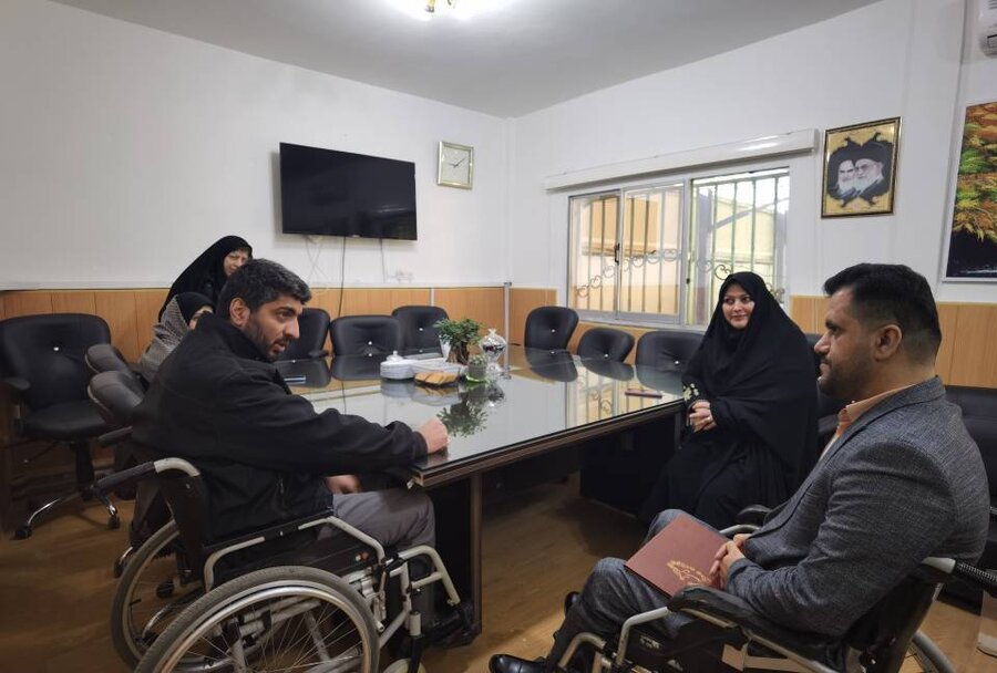 نکا| نشست مشاور استاندار مازندران در امور افراد دارای معلولیت با سرپرست اداره بهزیستی شهرستان نکا 