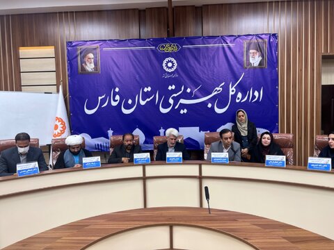 اولین نشست تخصصی مشترک بهزیستی و دانشگاه شیراز با موضوع دوران نوجوانی،آسیب ها و نقش خانواده برگزار شد