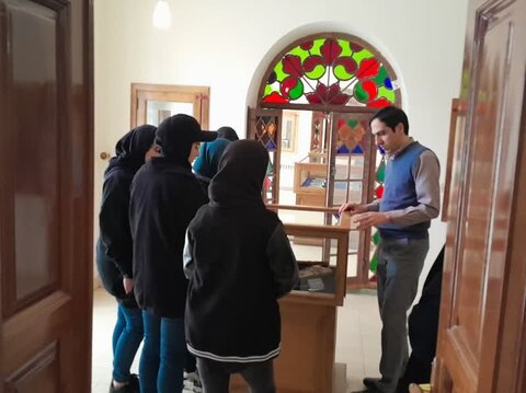 گزارش تصویری| بازدید فرزندان خانه مهر از موزه شهرستان بناب