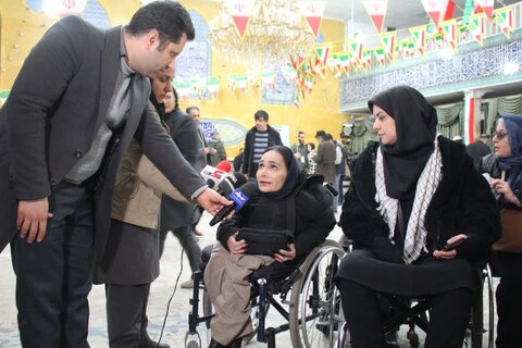 گزارش تصویری| معلولان البرزی پای صندوق‌ حاضر و با انداختن رای خود در تعیین سرنوشت کشور سهیم شدند