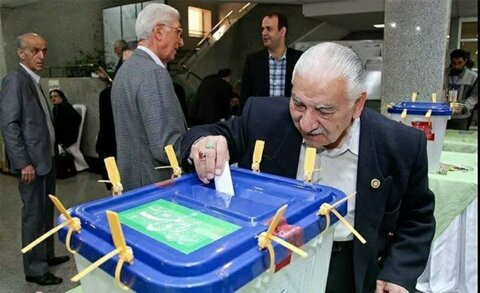 گزارش تصویری| معلولان البرزی پای صندوق‌ حاضر و با انداختن رأی خود در تعیین سرنوشت کشور سهیم شدند