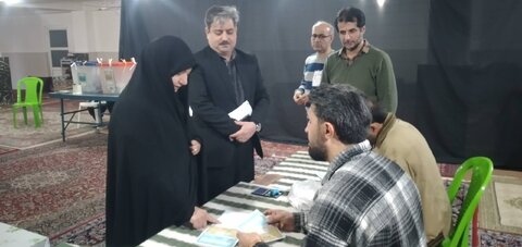 حضور پر شور خانواده بزرگ و شریف بهزیستی مازندران در شعب اخذ رای جهت خلق حماسه باشکوه انتخاباتی