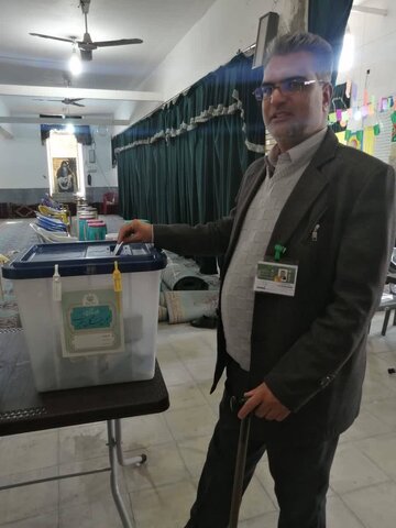 گزارش تصویری|شکوه حضور رای اولی ها و جامعه هدف بهزیستی فارس در انتخابات