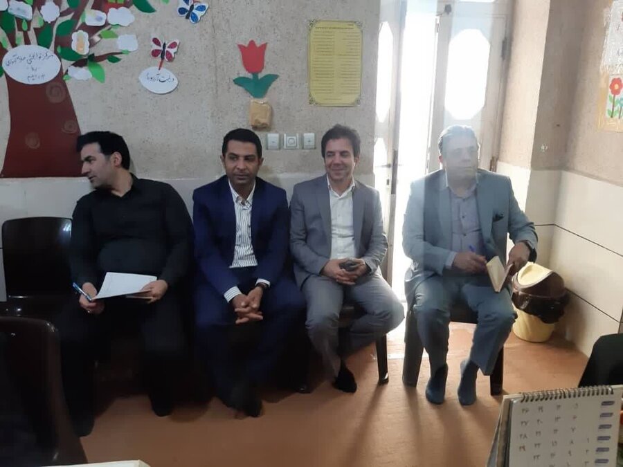 بازدید رئیس گروه و کارشناس توانبخشی حرفه ای و آماده سازی مهارتی معلولین سازمان بهزیستی کشور از مراکز حرفه آموزی و تولیدی، حمایتی بهزیستی بوشهر
