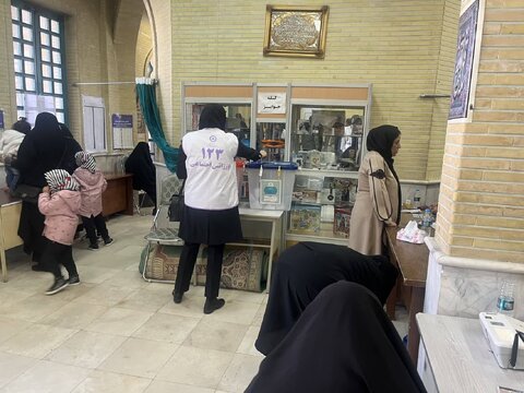 گزارش تصویری | حضور افراد دارای معلولیت و کارکنان بهزیستی استان تهران در پای صندوق های رای