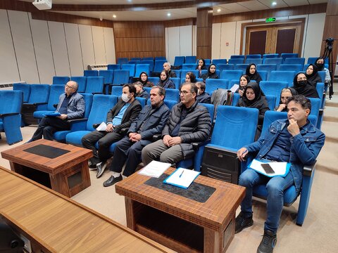 گزارش تصویری| برگزاری دوره آموزشی توانبخشی حرفه ای در اردبیل