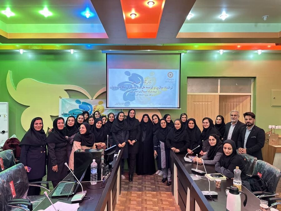 برگزاری کارگاه آموزشی توانمندسازی و توسعه ظرفیت همیاران سلامت روان بهزیستی خوزستان