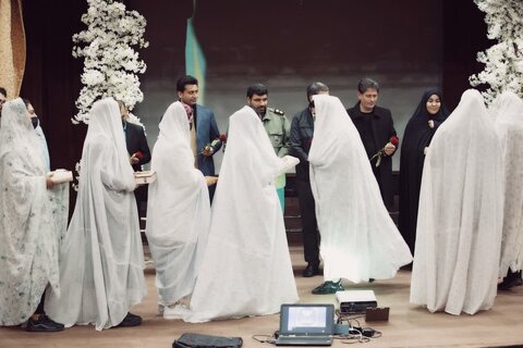 مراسم جشن ازدواج و اهدای جهیزیه به ۶ نفر از نوعروسان تحت پوشش بهزیستی چایپاره