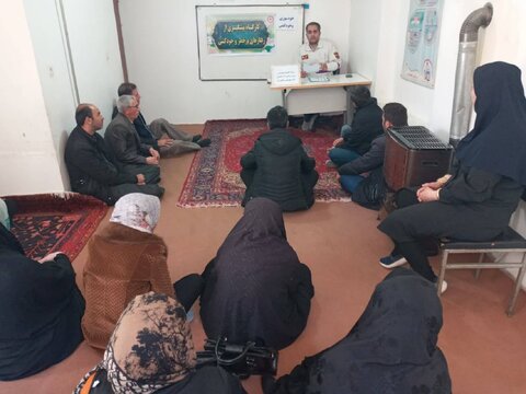 برگزاری کارگاه مهارتهای زندگی در بهزیستی شاهین دژ