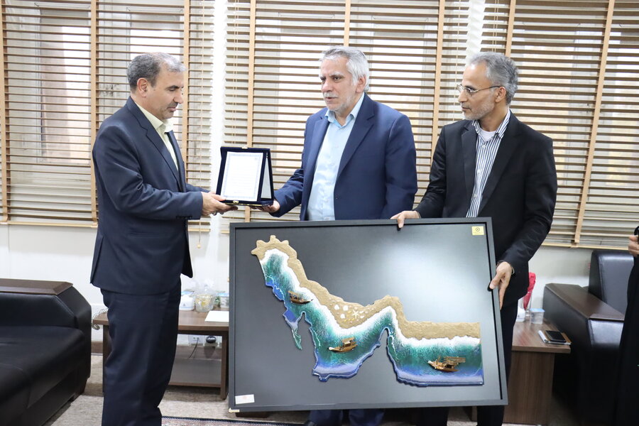 دیدار سرپرست بهزیستی استان بوشهر با مدیرعامل منطقه انرژی پارس