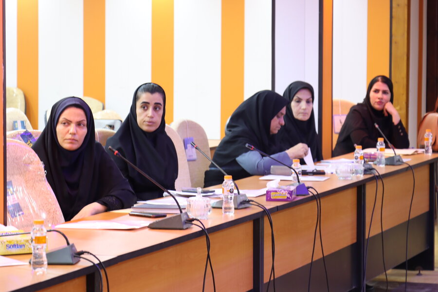 برگزاری دوره آموزشی بازآموزی آشنایی با استاندارد طبقه بندی عملکرد، ناتوانی و سلامت (ICF) در بهزیستی استان بوشهر