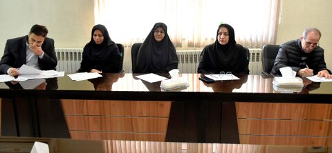 برگزاری کمیته فرزندخواندگی بهزیستی استان کرمانشاه