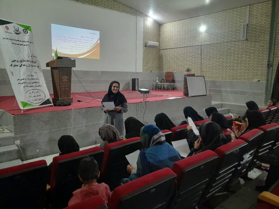 کارگاه آموزشی و مشاوره زندگی خانواده ویژه زوجین شهرستان جیرفت برگزار گردید.