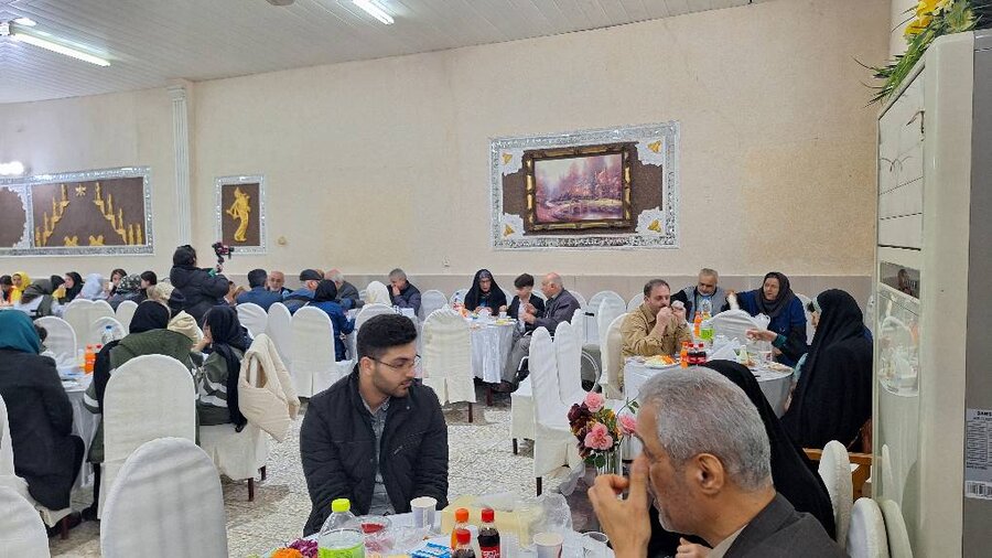 لاهیجان | ضیافت افطار و اکرام ویژه افراد دارای معلولیت و خانواده‌های توانخواهان در شهرستان لاهیجان