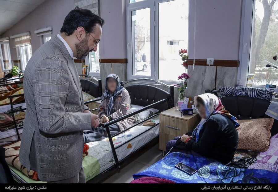 گزارش تصویری| دیدار نوروزی استاندار آذربایجان شرقی با سالمندان مرکز فیاض بخش