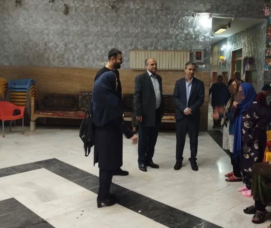 شهریار| دیدار نوروزی مسئولین اداره بهزیستی شهرستان از سه مرکز تحت نظارت 