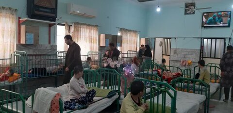 بازدید  از مرکز نگهداری معلولین ذهنی بالای ۱۴ حضرت زینب( س)آزادشهر