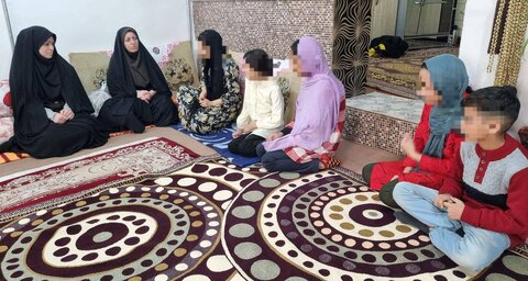 دیدار نوروزی رئیس بهزیستی چالدران با زنان سرپرست خانوار