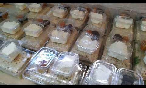 توزیع بسته های افطاری به مناسبت شب ۱۹ ماه مبارک رمضان