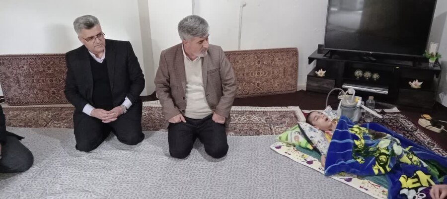 دیدار فرماندار سردشت با توانخواهان بهزیستی