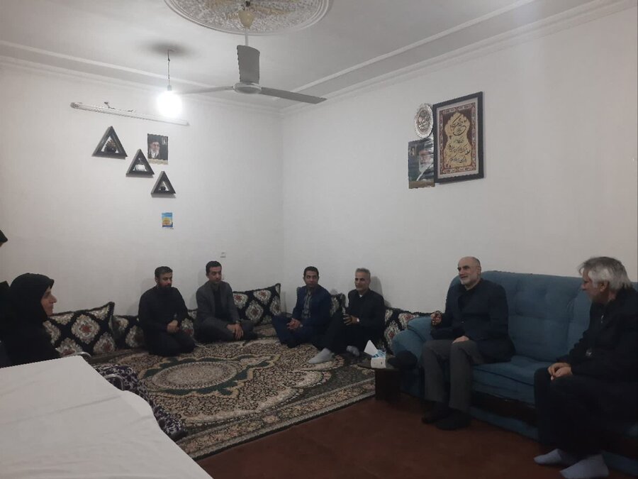 دیدار استاندار بوشهر با خانواده تحت پوشش