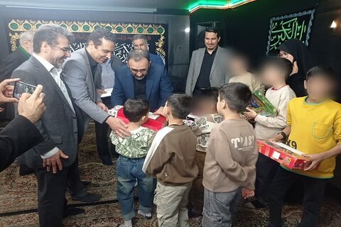 گزارش تصویری| افطار استاندار خراسان رضوی همراه با فرزندان بهزیستی در اولین شب‌ از شب‌های قدر