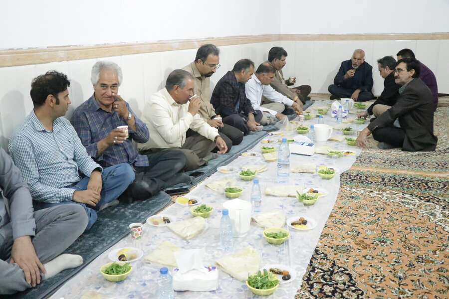 حضور مدیر کل بهزیستی در ضیافت افطار خیریه بیت الکوثر