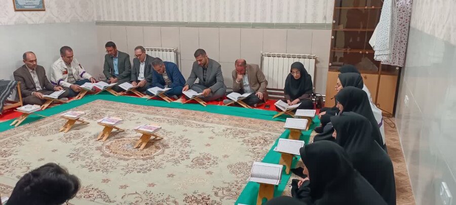 محفل انس با قرآن در بهزیستی شاهین دژ