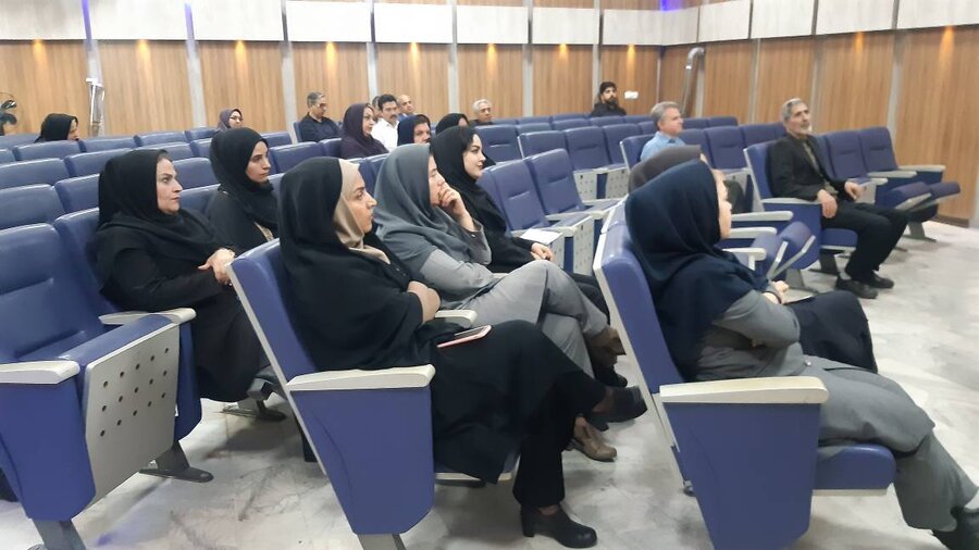 شهریار | برگزاری جلسه آموزشی ویژه مسئولین وپرسنل بهزیستی با موضوع تعامل فرهنگی