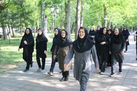گزارش تصویری | پیاده روی صبحگاهی کارکنان بهزیستی استان گیلان در پارک قدس رشت