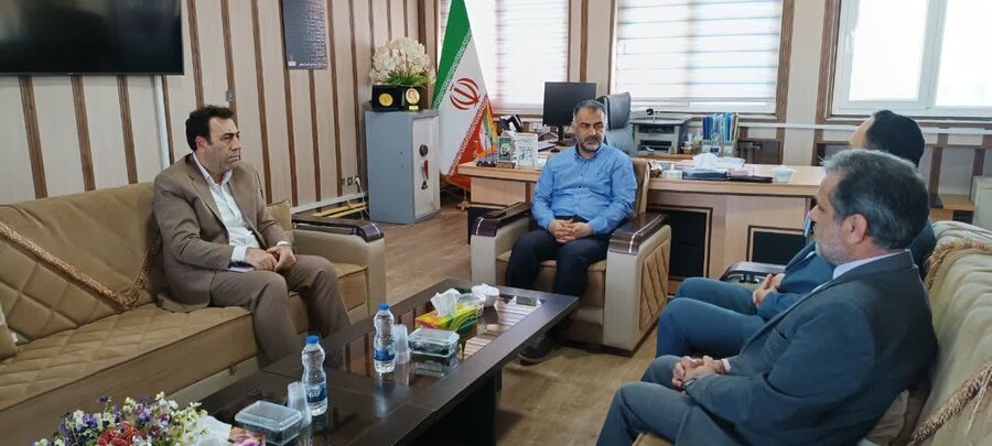 نشست مدیرکل بهزیستی استان با فرماندار اردبیل