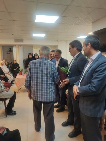 گزارش تصویری ا بازدید از مرکز روزانه آموزشی توانبخشی سالمندان جهاندیده