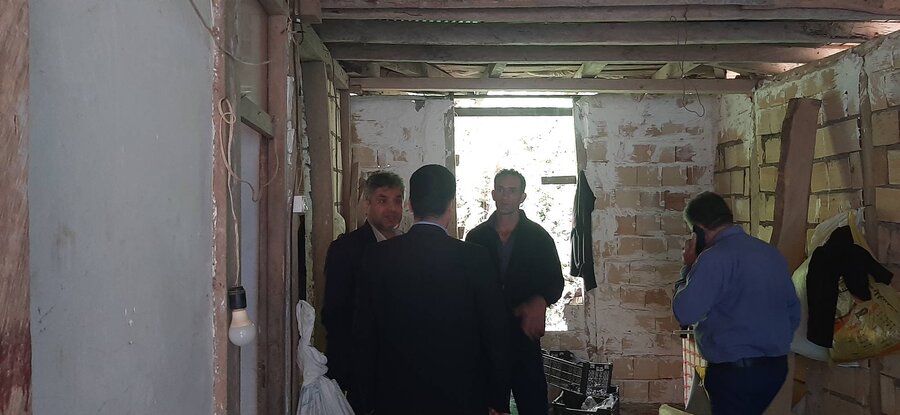 بازدید میدانی مدیرکل بهزیستی گیلان از منازل و وضعیت مددجویان و توانخواهان تحت پوشش بهزیستی استان بازدید میدانی مدیرکل بهزیستی گیلان از منازل و وضعیت مددجویان و توانخواهان تحت پوشش بهزیستی استان