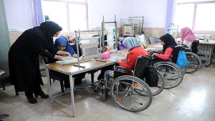 در رسانه / ایجاد زمینه اشتغال برای بیش از ۲ هزار نفر از معلولان آذربایجان غربی