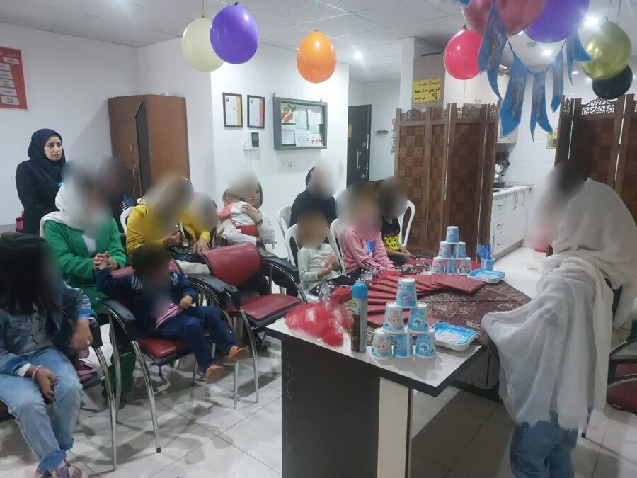 ساوجبلاغ | فرزندان دختر بانوان سرپرست خانوار ساوجبلاغی روز دختر را جشن گرفتند