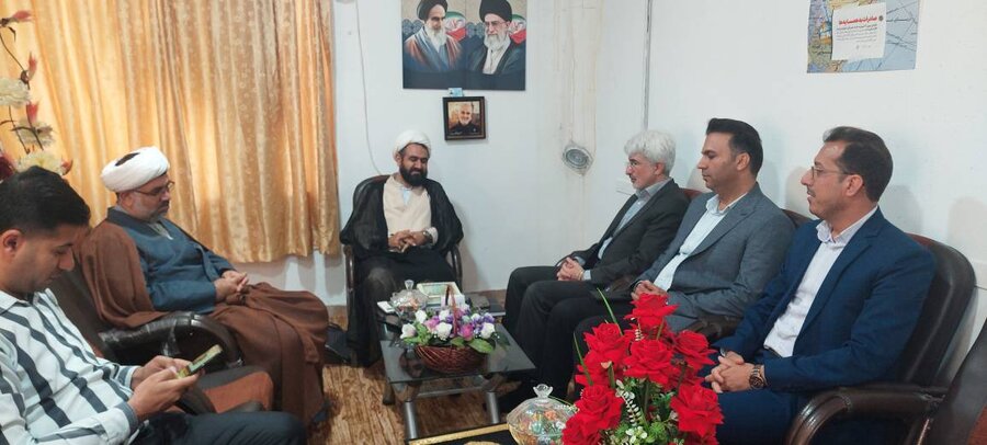 دیدار مدیر کل و مدیر روابط عمومی بهزیستی فارس با امام جمعه شهرستان خنج