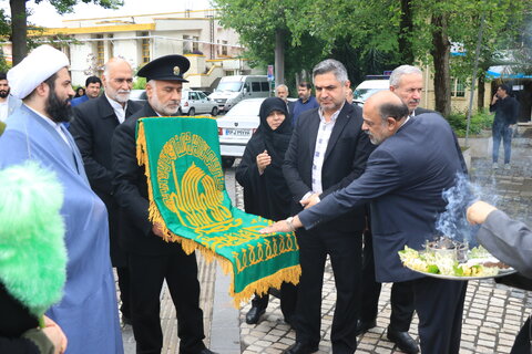 مراسم استقبال از کاروان خادمین آستان قدس رضوی(ع) به مناسبت دهه کرامت در اداره کل بهزیستی گیلان