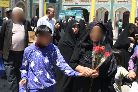 اعزام مددجویان زائر اولی سازمان بهزیستی به مشهد مقدس، همزمان با دهه کرامت