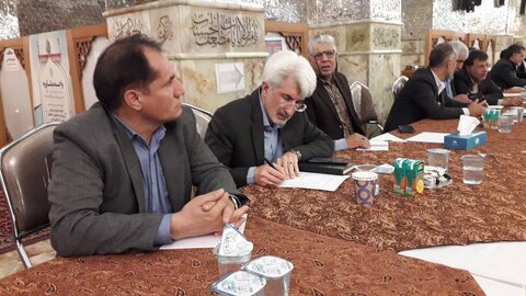 گزارش تصویری|میز ارتباطات مردمی مدیر کل و روسای بهزیستی شهرستان های فارس به مناسبت دهه کرامت
