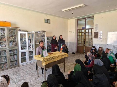 فیروزآباد|برگزاری کارگاه آموزشی مهارت فرزندپروری باهمکاری واحداورژانس بهزیستی فیروزآباد