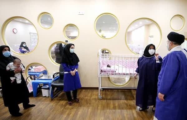 بازدید رئیس جمهور از شیرخوارگاه بازدید رئیس جمهور از شیرخوارگاه