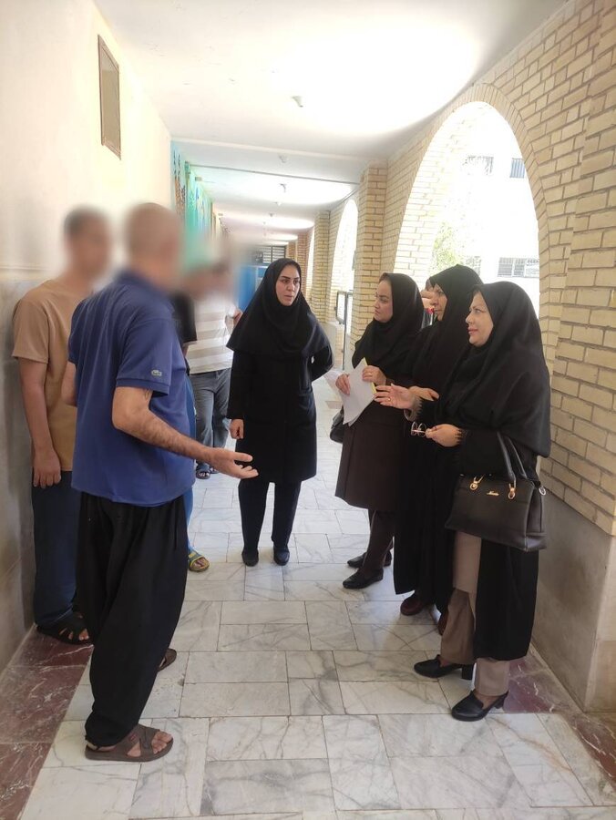 بازدید سرپرست اداره پذیرش و هماهنگی بهزیستی استان بوشهر از مراکز بیماران اعصاب و روان و سالمندان در دشتستان