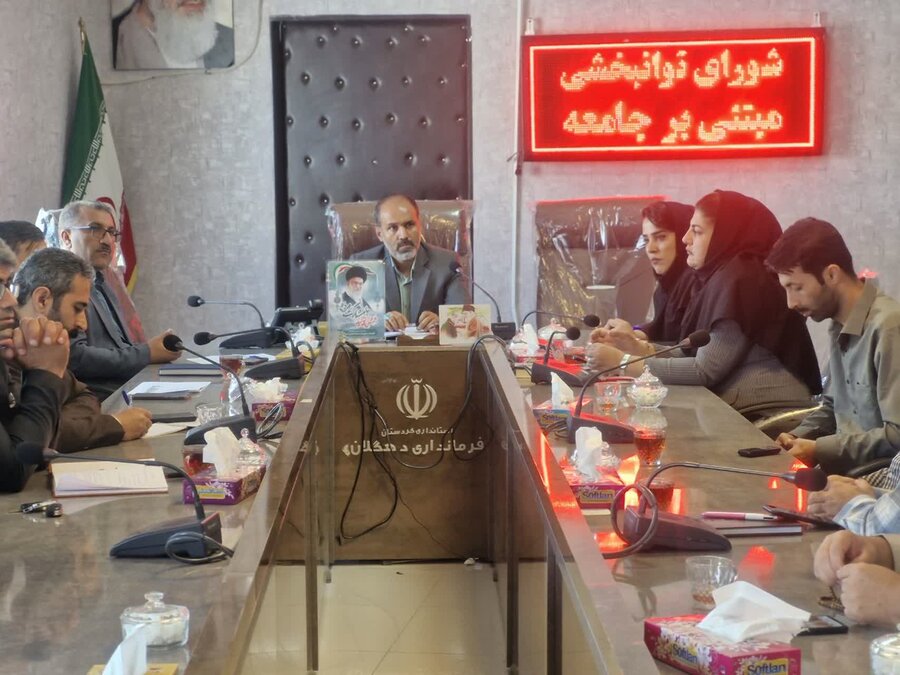 دهگلان/ اولین جلسه هماهنگی و پیگیری مناسب سازی و شورای ساماندهی سالمندان