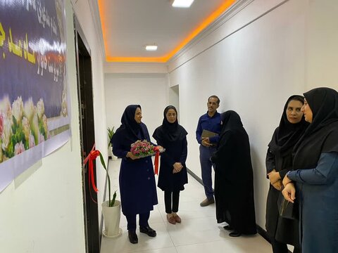 بندرعباس| افتتاح کارگاه خیاطی گروه همیار زنان سرپرست خانوار