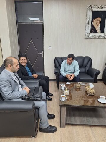 حضور معاون دفتر توانبخشی آموزشی، حرفه‏ ای و توانپزشکی بهزیستی کشور در پلاتو و خانه هنر هنرمندان معلول یاسوج
